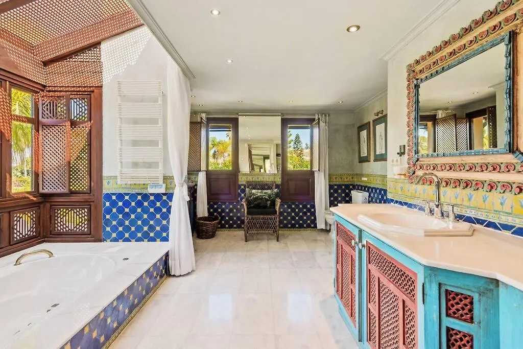 Grand Mansion With Tropical Park Villa Marbella Spain