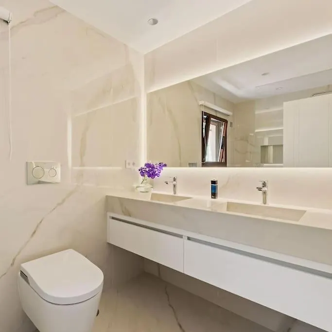 Grand Mansion With Tropical Park Villa Marbella