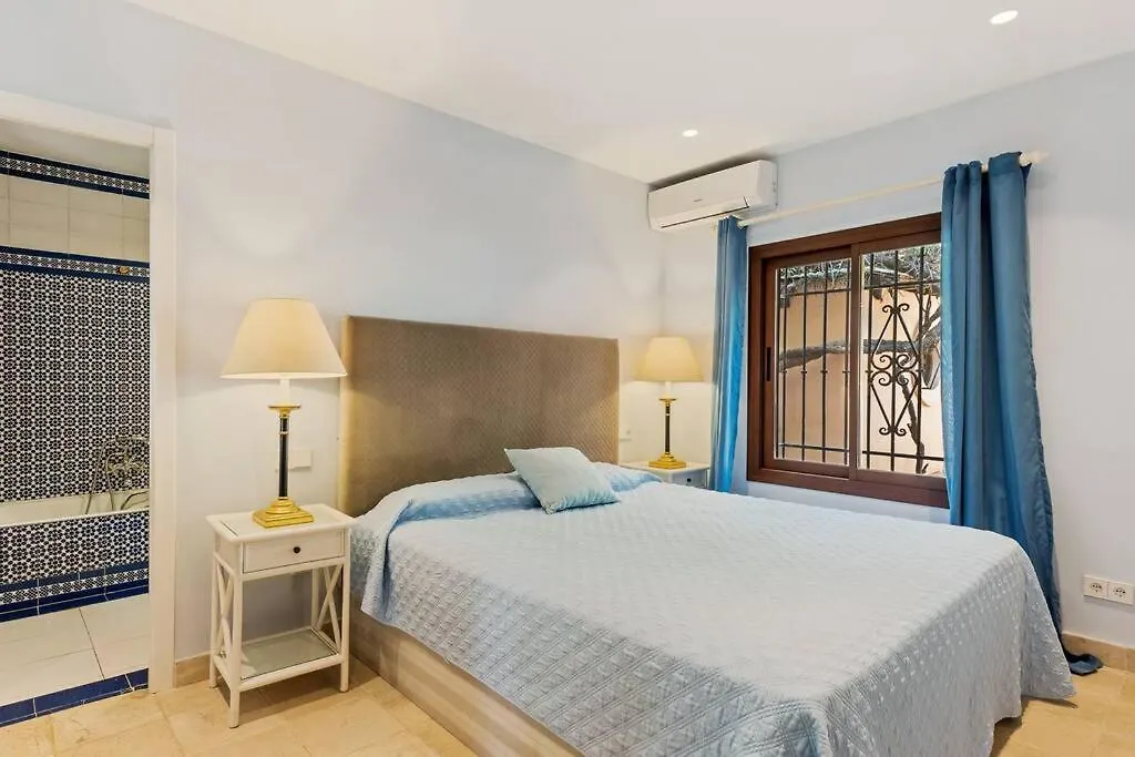 Grand Mansion With Tropical Park Villa Marbella