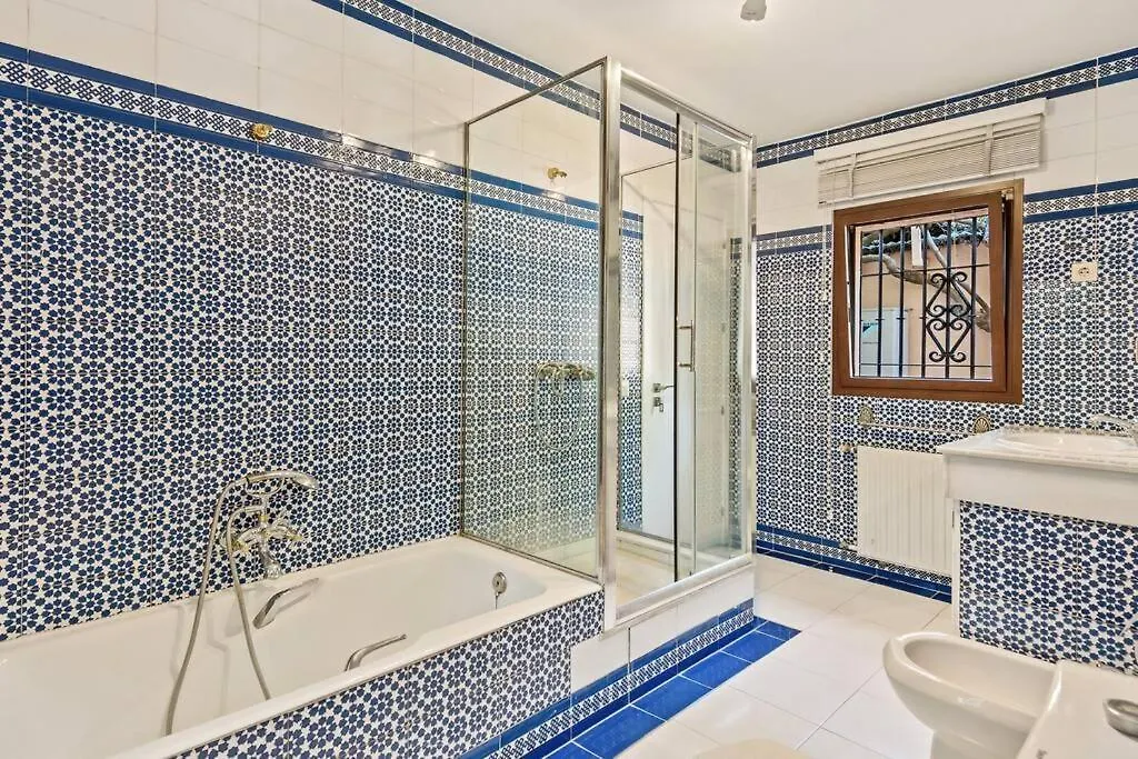 Villa Grand Mansion With Tropical Park Marbella